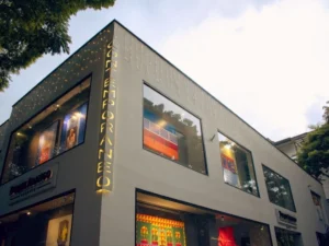 Fachada de Duque Arango Contemporáneo